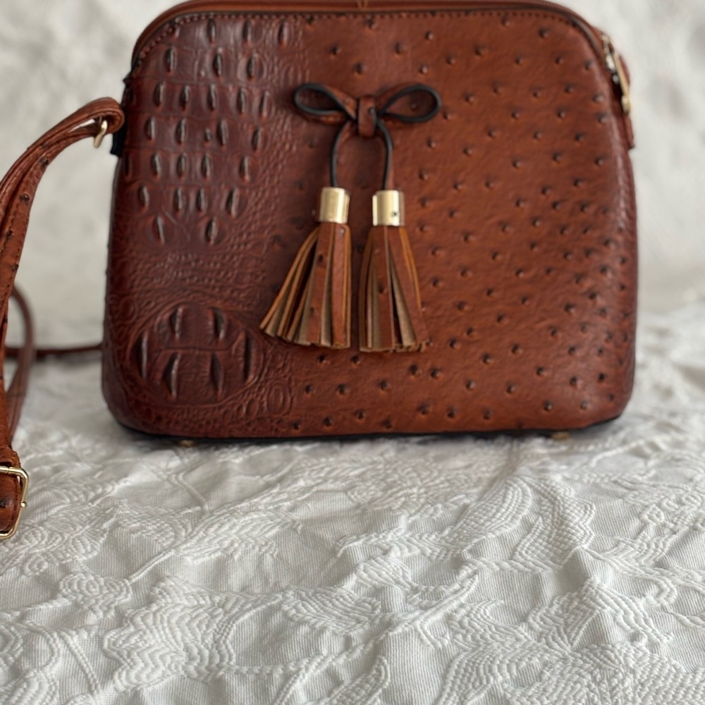 Faux Ostrich Lightweight Dome Crossbody Lady Bag